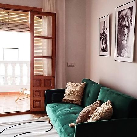 Serendipia: Tu Hogar En Este Blanco Pueblo Frigiliana Exterior foto